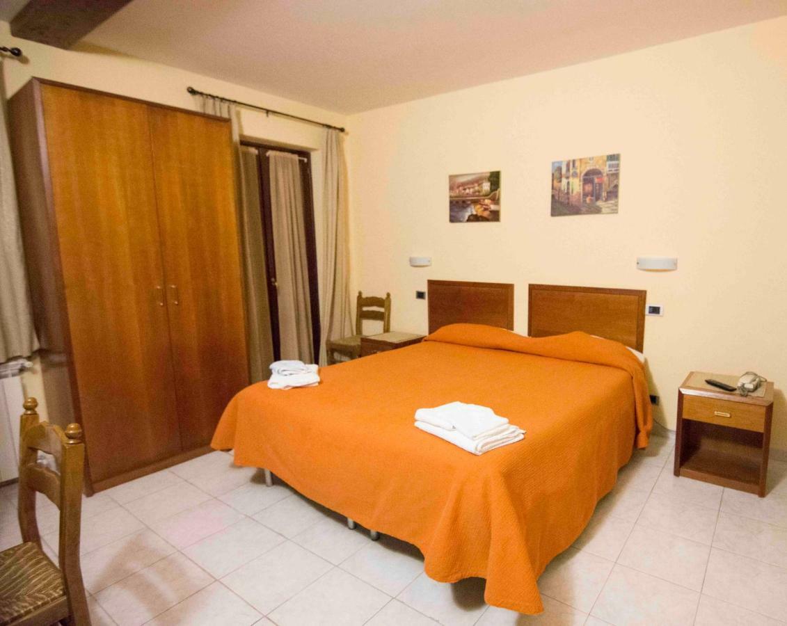 Cantarana Hotel Sesta Godano Exterior photo
